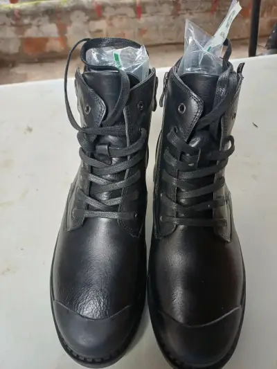 Botas de cuero negro con cierre lateral - miniatura 4