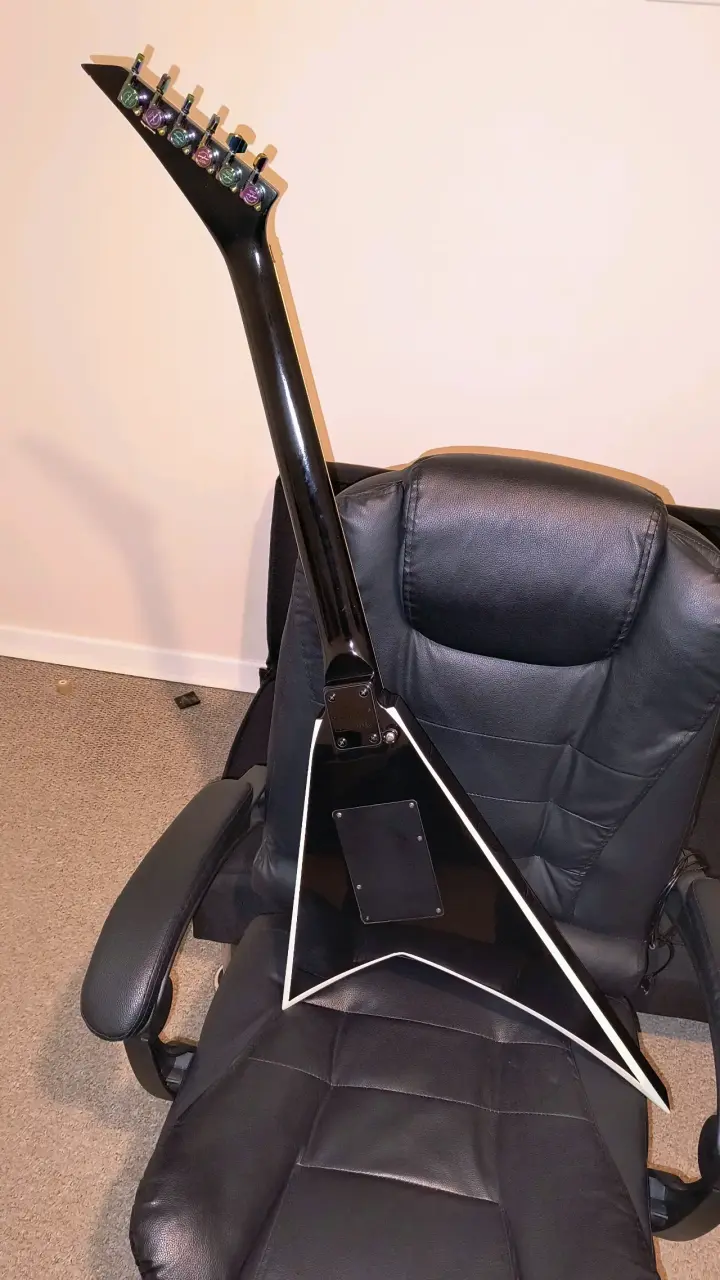 Jackson Js 32 Blackout - 5