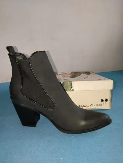Botines negros de tacón medio para mujer - miniatura 1