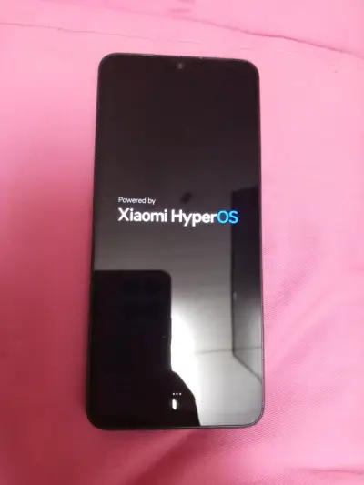 Teléfono Xiaomi Redmi con HyperOS - miniatura 2