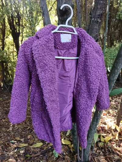 Abrigo de lana morado para niña marca Flocus - miniatura 1