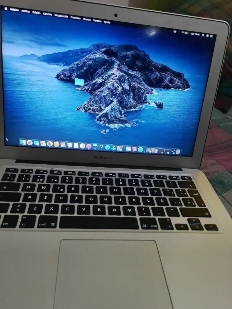 MacBook Air usado en buen estado - 3
