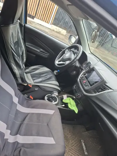 Auto Suzuki Celerio 2025 automatico - miniatura 6