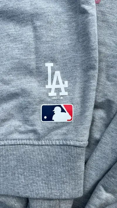Polerón gris Los Angeles Dodgers con capucha - miniatura 3