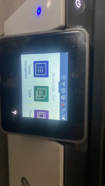 Impresora multifuncional HP con pantalla táctil - miniatura 6