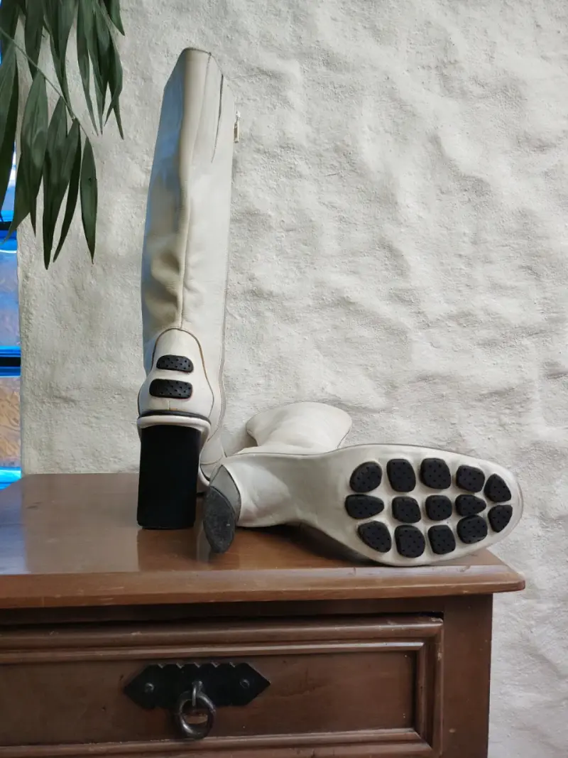 Botas de cuero blancas con tacón alto - 5