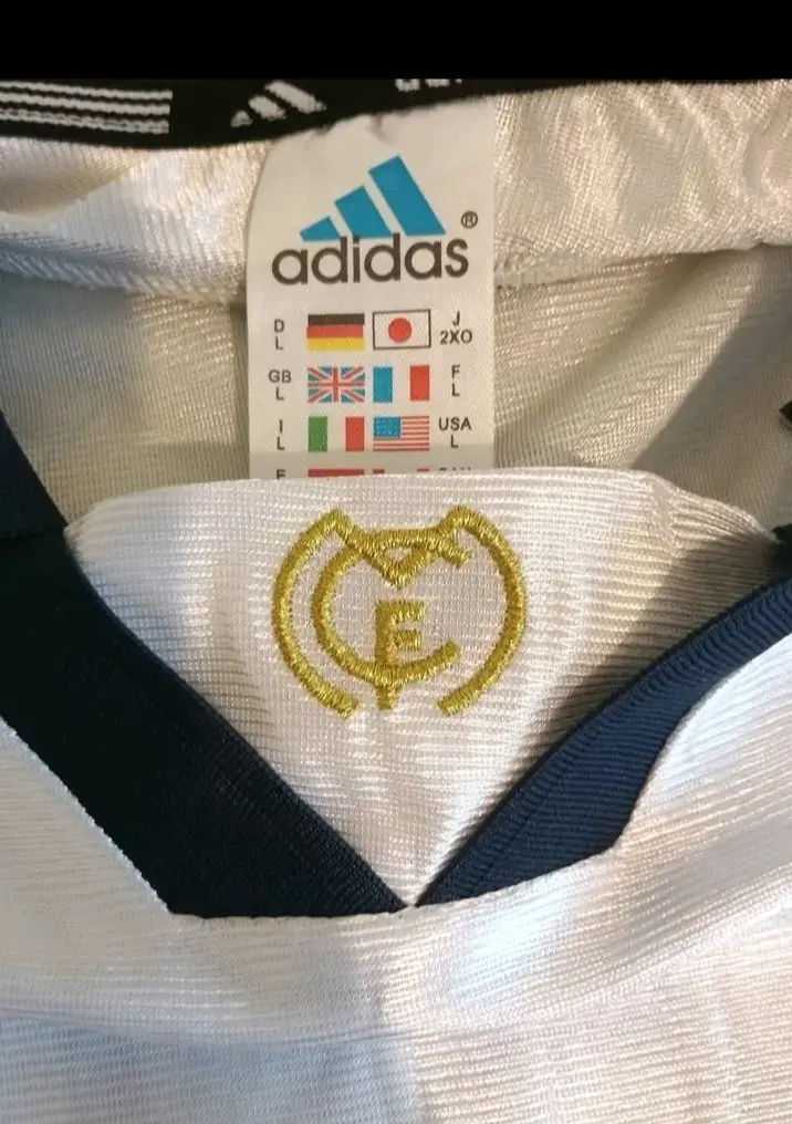 Camiseta Real Madrid - 4