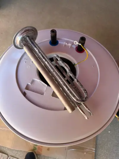Termo eléctrico Rheem 100L - miniatura 2