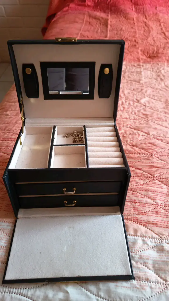 Caja organizadora de joyas negra con espejo - 2
