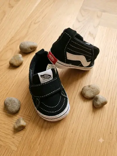 Zapatillas negras para bebé Vans Off The Wall - miniatura 1