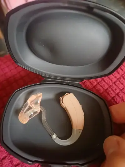 Audífono con Estuche protector Rexton - miniatura 2