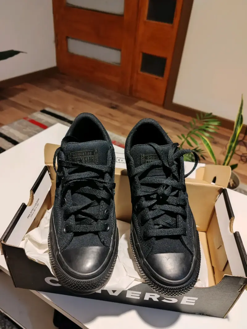 Zapatillas negras Converse Chuck Taylor All Star - 2