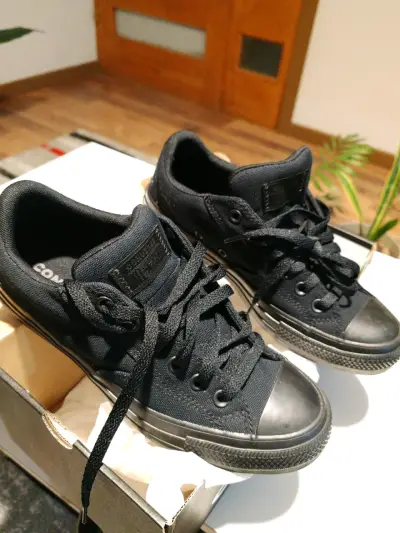 Zapatillas negras Converse Chuck Taylor All Star - miniatura 3