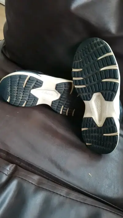 Zapatillas deportivas negras Adidas Cloudfoam - miniatura 2