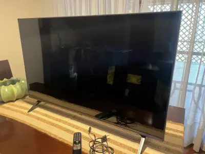 Televisor LG 43 pulgadas con control remoto - miniatura 1