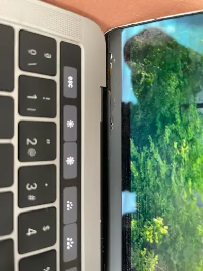 MacBook Pro 13” Intel Core i5 usado - miniatura 4