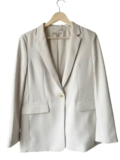 Blazer blanco elegante para mujer - miniatura 2