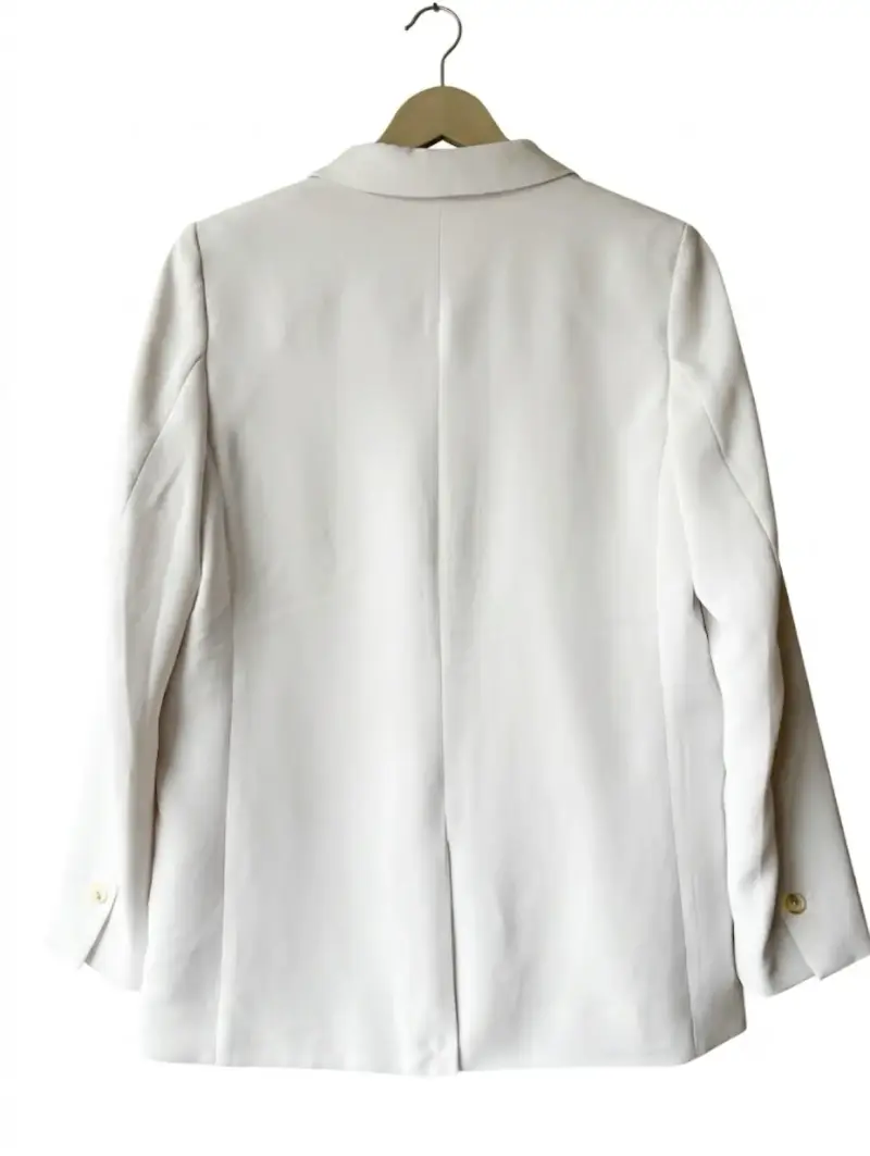 Blazer blanco elegante para mujer - 3