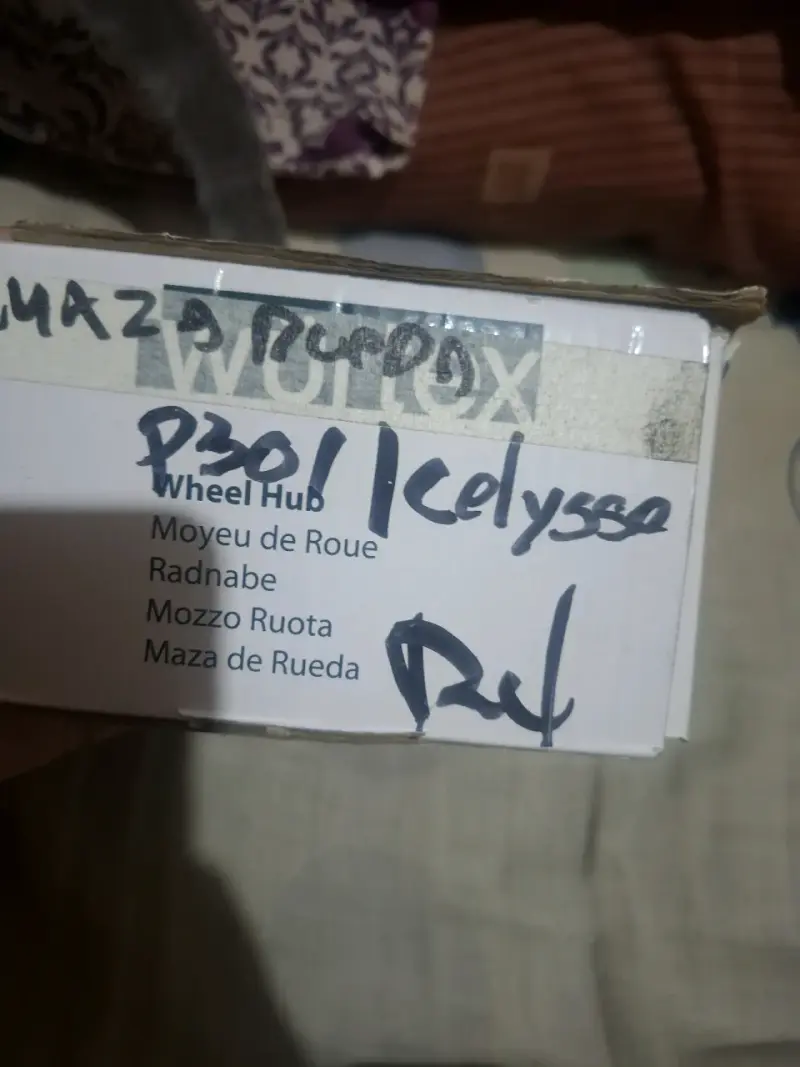 Maza de rueda Celysso P301 para auto - 3
