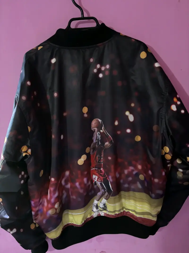 Chaqueta Nike Jordan con diseño gráfico - 2