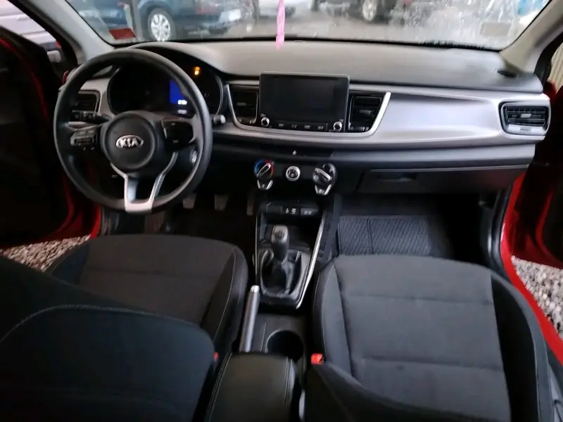 Auto Kia Rio 5 2021 - 5
