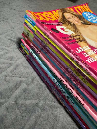 Colección de revistas Cosmopolitan de 2009 a 2015 - miniatura 1