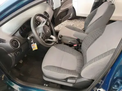 Auto Kia Soluto 2021 - miniatura 4