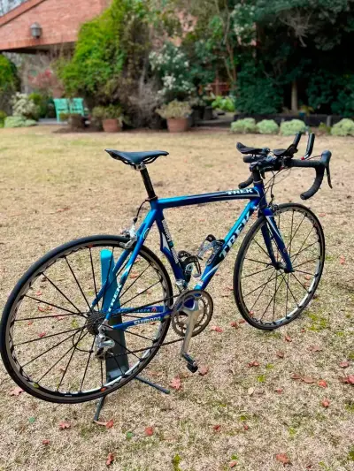 Bicicleta de Ruta Trek Madone Azul - miniatura 1