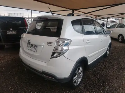 Auto Changan CS1  2014 - miniatura 2