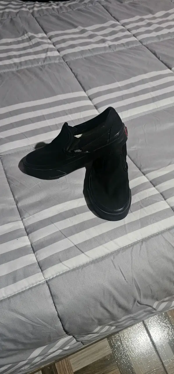 Zapatillas negras Vans clásicas unisex - 2