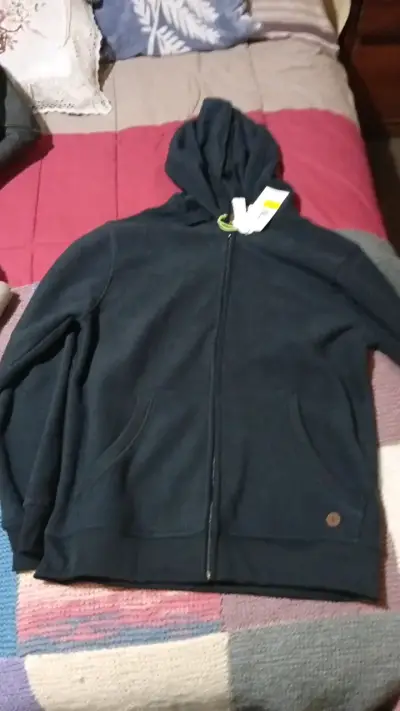 Polerón con capucha negro unisex - miniatura 1