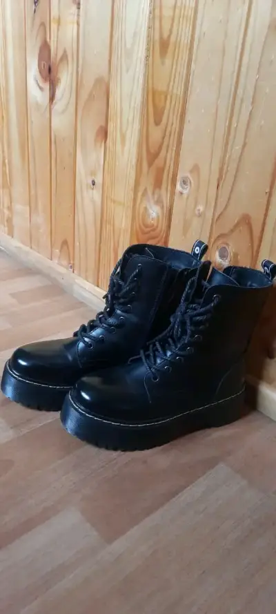 Botines negros - miniatura 1
