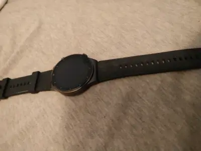 Reloj inteligente Huawei con correa negra - miniatura 3