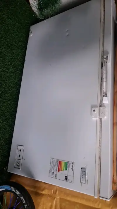 Congelador horizontal Libero 400L en buen estado - miniatura 1