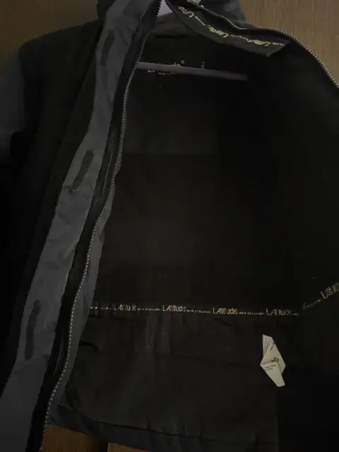 Chaqueta negra Latitude para mujer TALLA S - 6