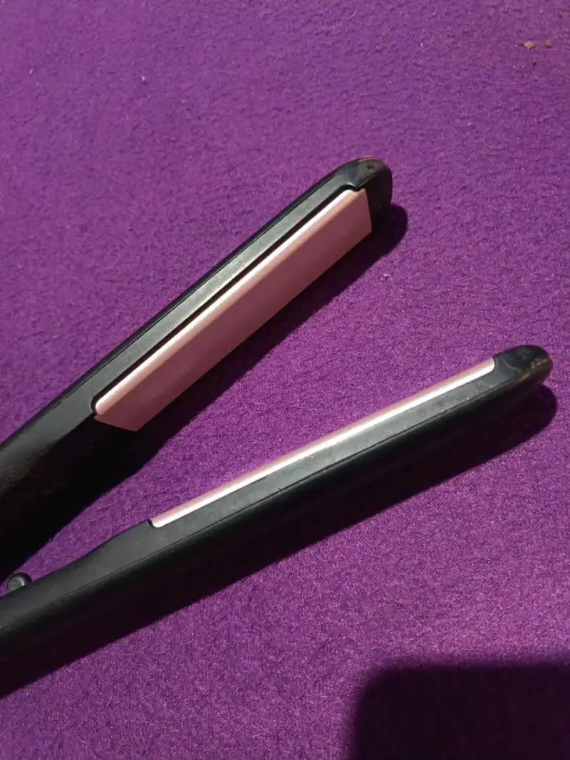 Plancha de Pelo Philips Negra y Rosa - 2