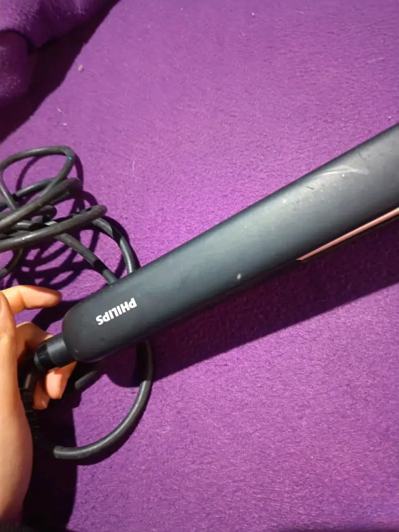 Plancha de Pelo Philips Negra y Rosa - 3