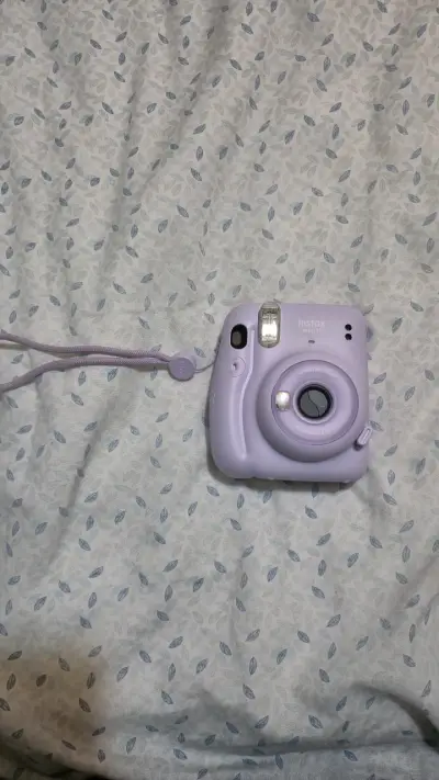 Cámara instantánea Fujifilm Instax Mini 11 lila - miniatura 1
