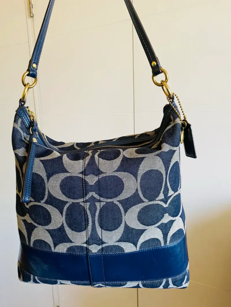 Bolso Coach de tela azul con detalles en cuero - 5