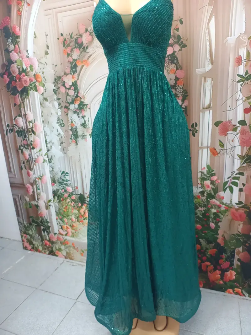 Vestido largo de fiesta verde  con lentejuelas - 3