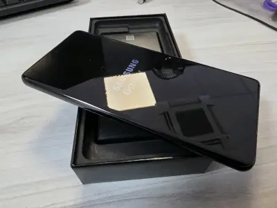 Samsung Galaxy S21 Ultra 5G 128GB Negro - miniatura 3