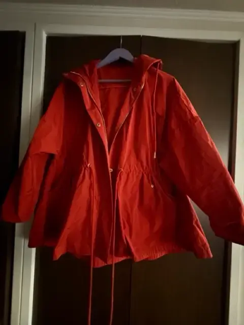 Parka naranja con capucha - SFERA - 3