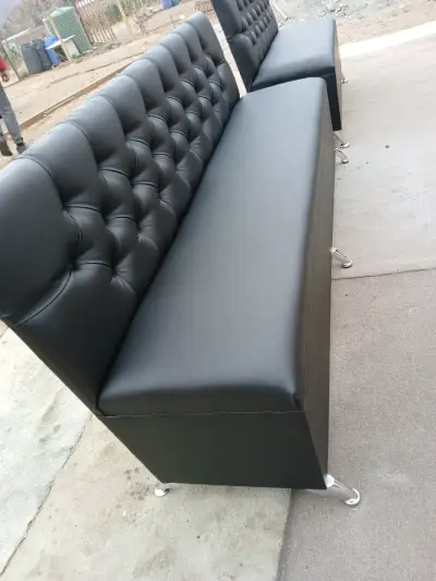 Sillón de barbería elegante y cómodo - miniatura 4