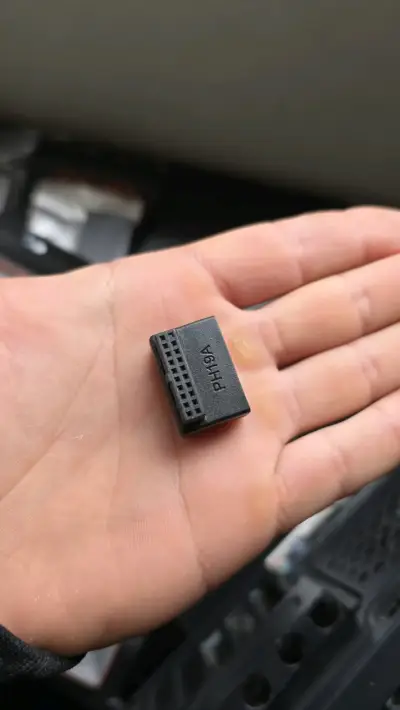 Conector USB 3.0 en angulo para PC - miniatura 4
