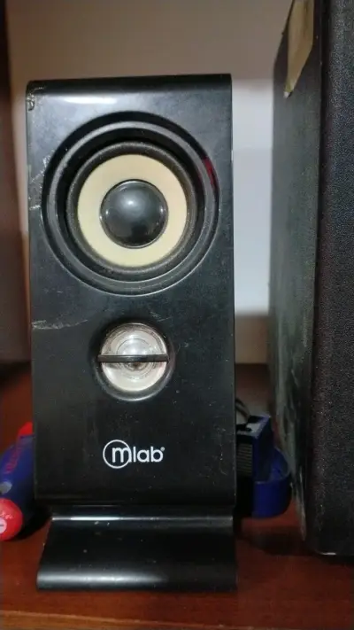 Sistema de Parlantes Mlab con Subwoofer - miniatura 3