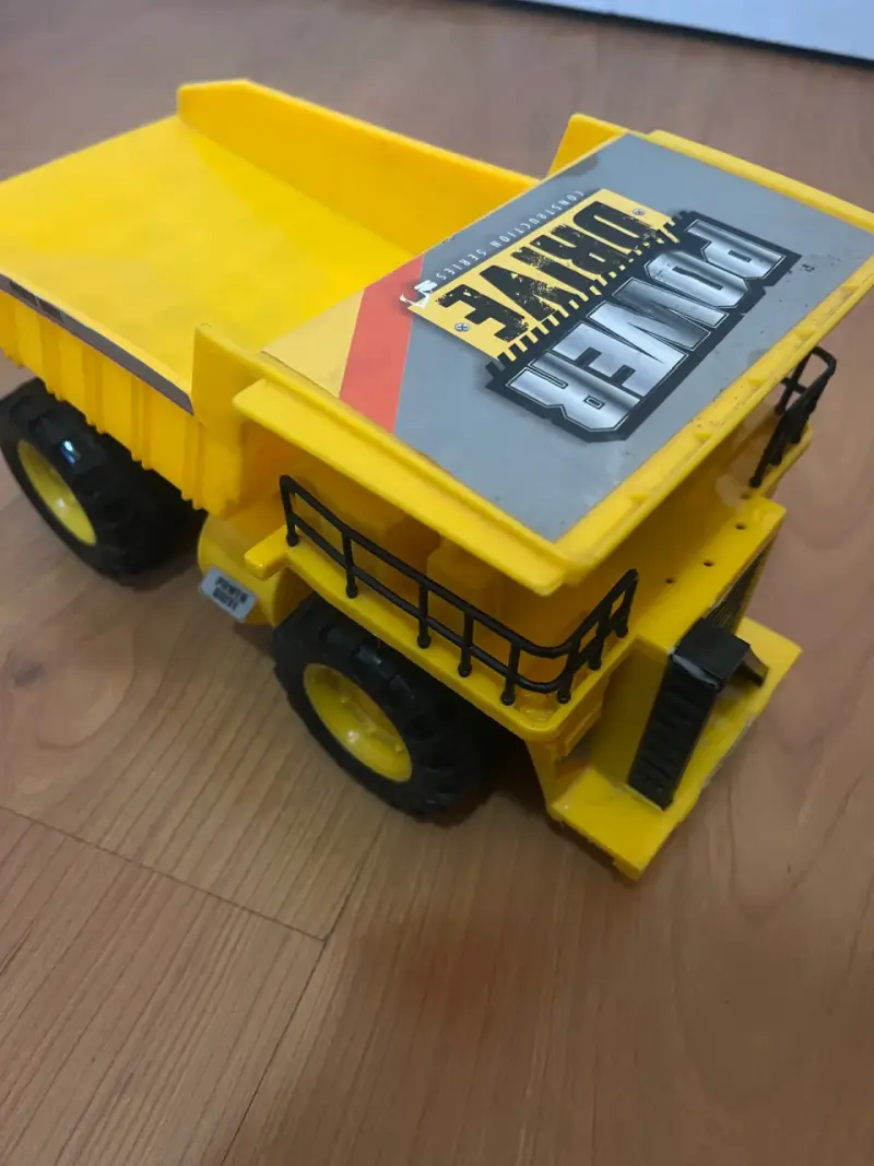Camión de Juguete Amarillo Power Drive - 3