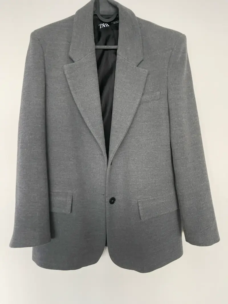 Blazer gris mujer Zara en buen estado - 1