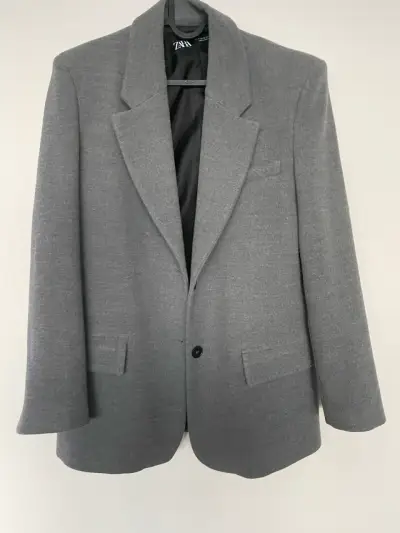 Blazer gris mujer Zara en buen estado - miniatura 1