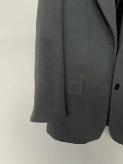 Blazer gris mujer Zara en buen estado - miniatura 3