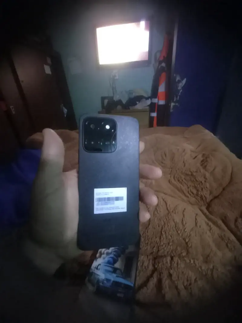 Smartphone Honor X5b con funda personalizada - 2